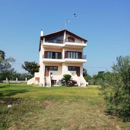 κτήμα νοστοσ Vakantiehuis Aegium