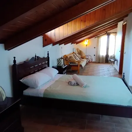 Nyaraló κτήμα νοστοσ *